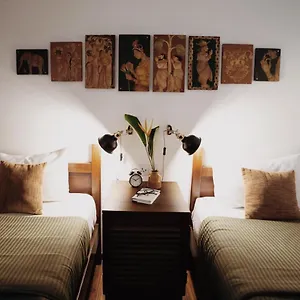 /