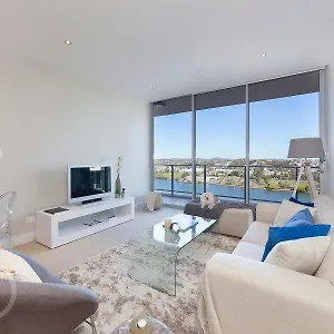 promenade-hamilton-apartments.queenslandhotels.net/